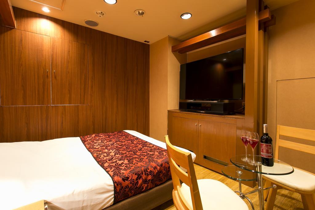 Moana Otsuka (adults Only) Love hôtel 3*